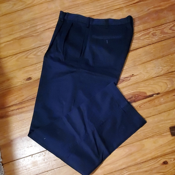 VINTAGE IZOD & Eddie BAUER Pleated Pants Jeans 2 pair 34 - Picture 2 of 8